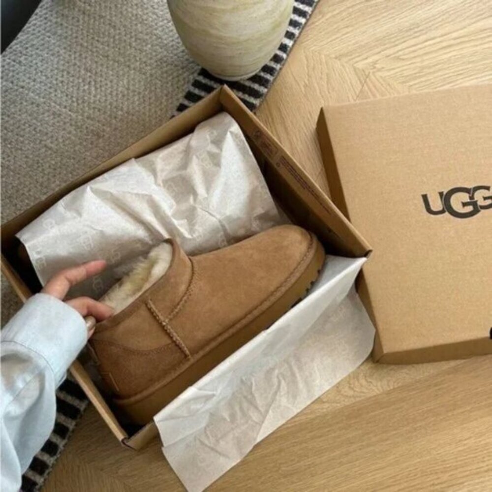 UGG Classic Ultra Mini Water-Resistant Women's Booties